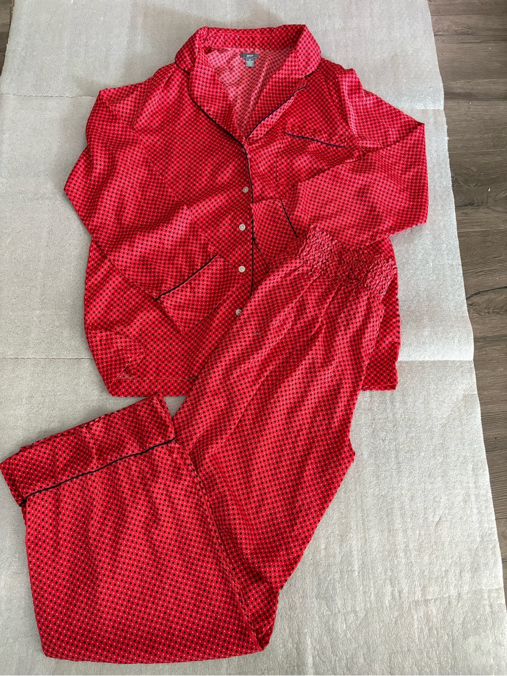aerie Red Black Festival Patterned LS Pajama Set Holiday Polyester